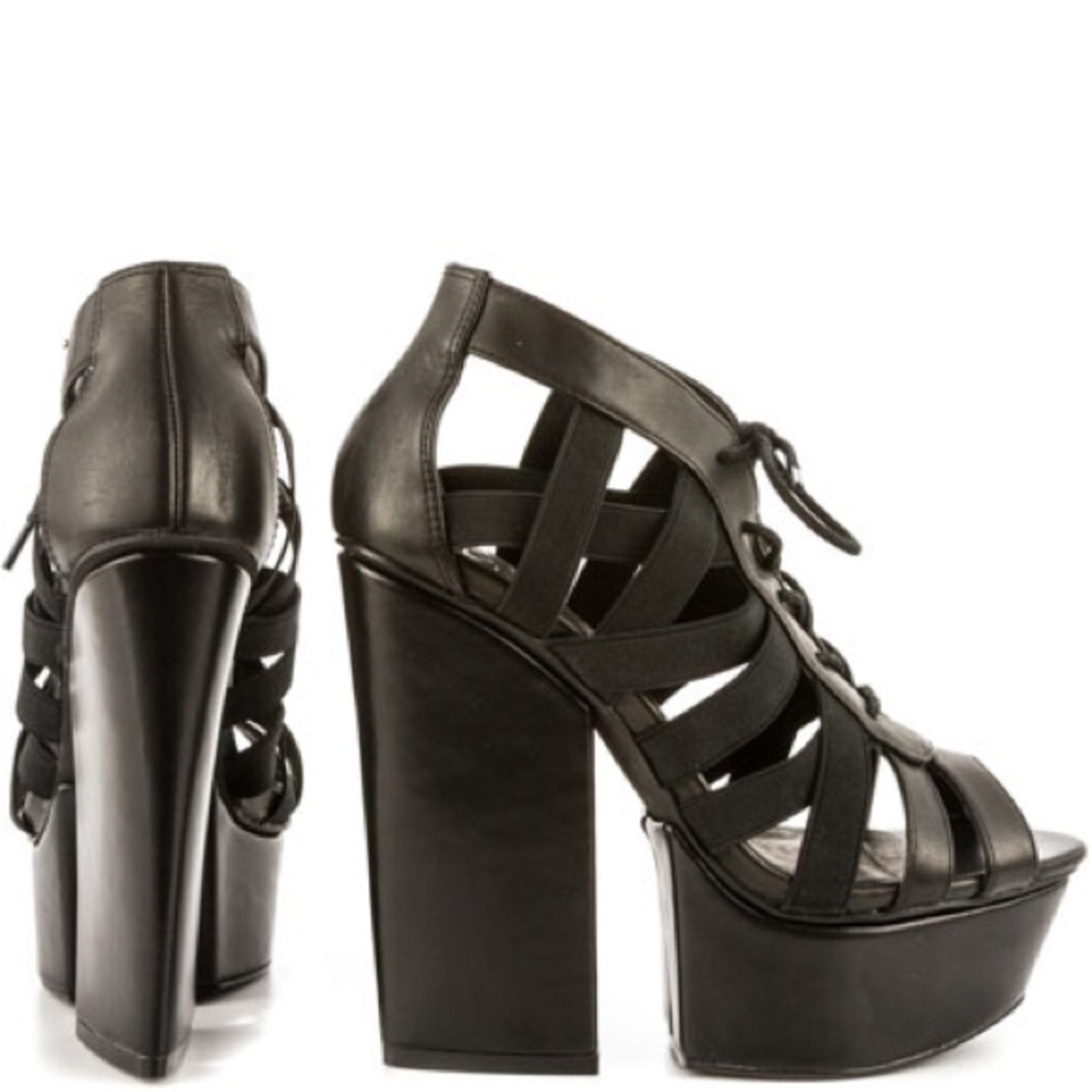 Shellys London Laufer Strappy Platform Black Sz 7